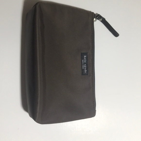 Kate Spade cosmetic bag - Picture 2 of 3